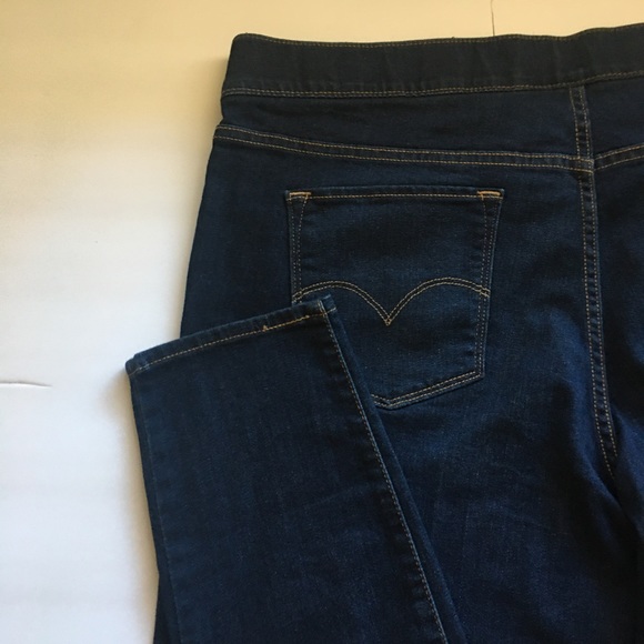 LEVI’S PULL-ON LEGGING - Picture 3 of 7